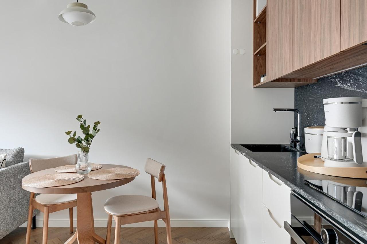 Apartment Bank Polski Center With Parking By Lion Gdynia